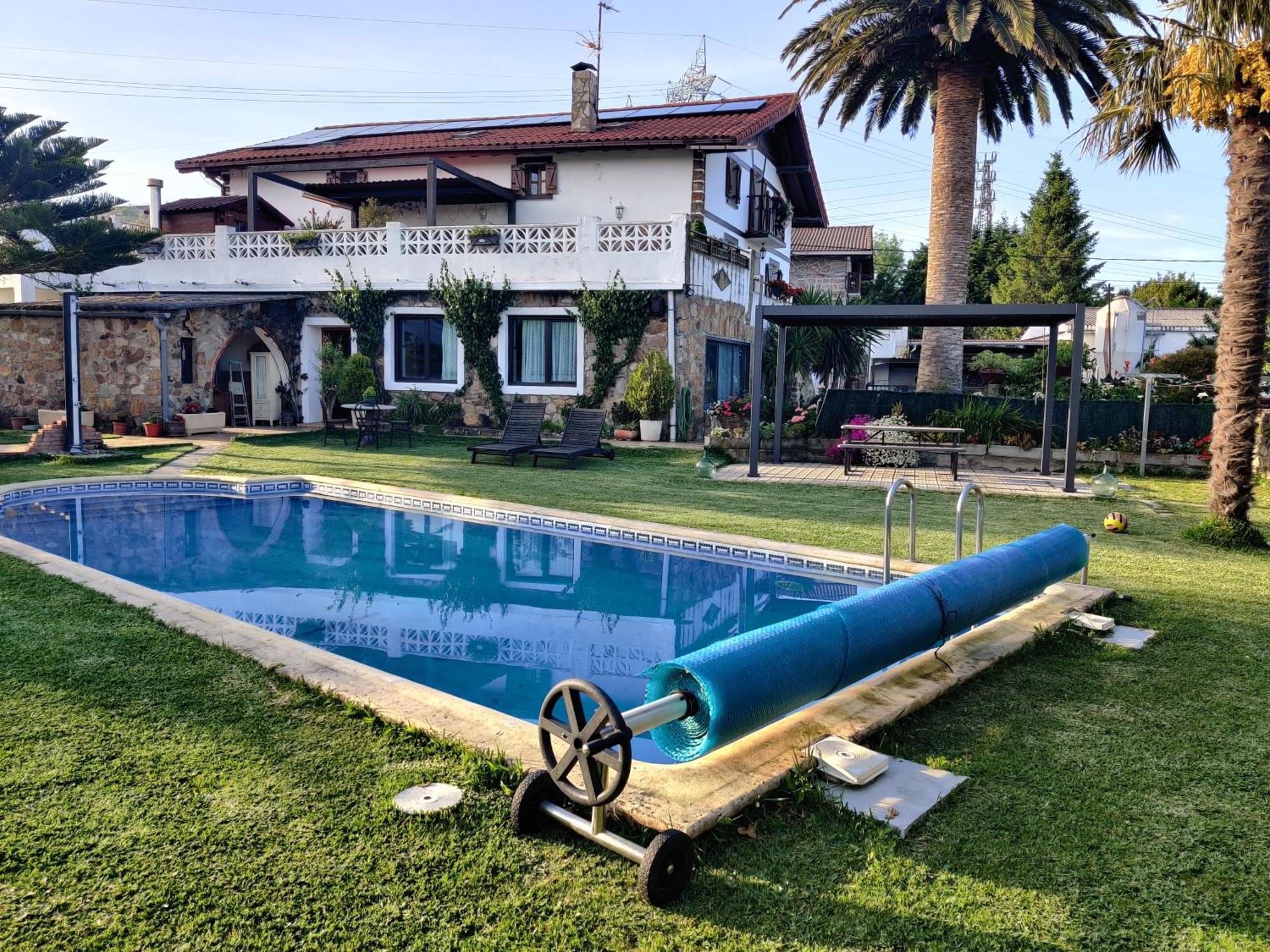 Bilbo Near Atico Rural Con Terraza Appartement Basauri Buitenkant foto